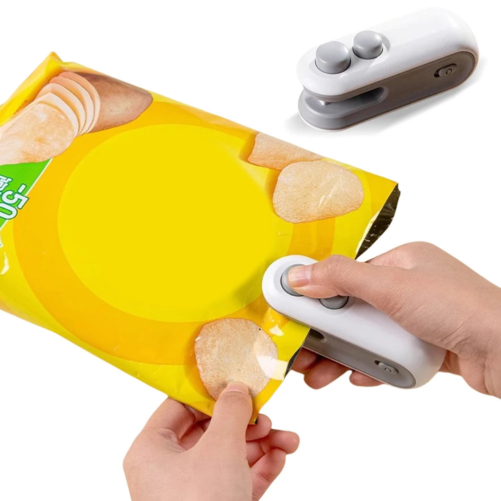 2-in-1 Magnetic Mini Bag Sealer & Cutter (USB Rechargeable)